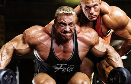 exerciții eficiente pentru umeri la sala de sport și la domiciliu