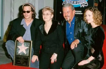 Dzhonni Depp (Johnny Depp) biografie, fotografii, înălțime și greutate, viața personală și prietena lui