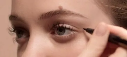 Eyeliner (liner) pentru ochi - un gel, lichid, pâslă vârful eyeliner, creion dermatograf (dermatograf) Eyeliner (liner) pentru ochi - un gel, lichid, pâslă vârful eyeliner, creion dermatograf