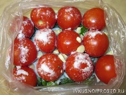 Tomate în pachet - un pas cu pas reteta cu fotografii, și delicioase și simplu (roșii rapid) Tomate în pachet - un pas cu pas reteta cu fotografii, și delicioase și simplu