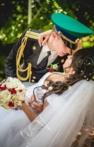 În cazul în care el sa întâlnit cu secrete și sfaturi militare (îndeplinesc) În cazul în care sa întâlnit cu secrete militare și sfaturi