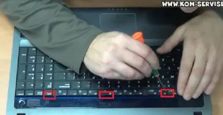 Instrucțiuni pentru dezasamblare, asamblare și praf de curățare de laptop Samsung R525