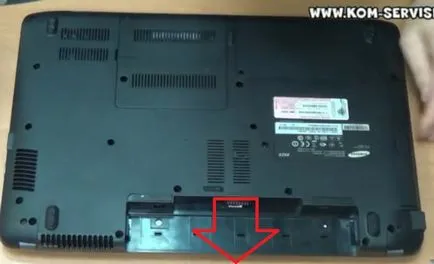 Instrucțiuni pentru dezasamblare, asamblare și praf de curățare de laptop Samsung R525