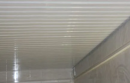 Instrucțiuni de instalare rack de plafon cu mâinile