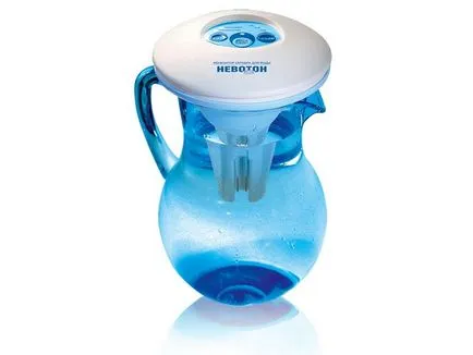 ionizator de apă cu mâinile lor 1