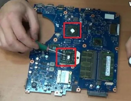 Instrucțiuni pentru dezasamblare, asamblare și praf de curățare de laptop Samsung R525