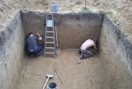 De ce și cum să facă podeaua pivniței, o umplere mai bună decât exemple de somn, foto și video