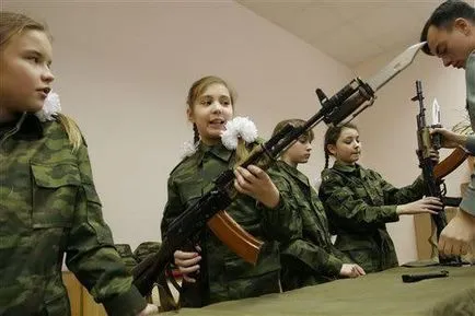 Caracteristici clase Cadet, structura, regulile de admitere, formare