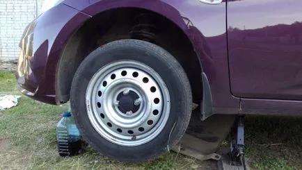 Cum se toarnă antigel in Hyundai Solaris când și în cazul în care pentru a umple