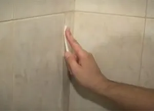 Cum să se stabilească țiglă pe perete