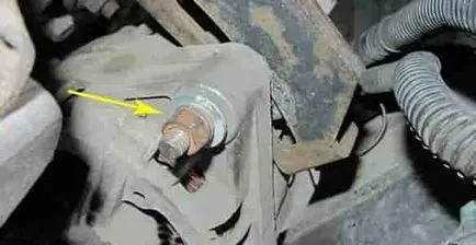 Cum de a trage cureaua alternatorului - repararea VAZ 2110 (centura) Cum de a trage cureaua alternatorului - repararea 2110