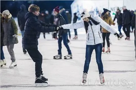 Cum să învețe să patineze - primele lecții la patinoar (patina) Cum să învețe să patineze - primele lecții la patinoarul