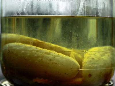 După cum reiese din ibric prin otet scalarea, bicarbonat de sodiu, acid citric