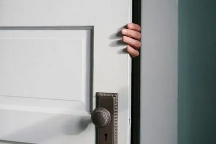 Cum se curata un apartament de la sine negativ
