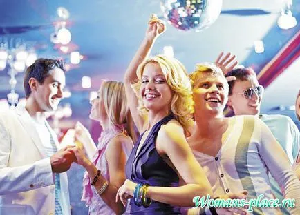 Cum să te îmbraci pentru partea de sus disco 12 sfaturi pentru imaginea clubului, femeie - e loc (discotecă) Cum să te îmbraci pentru partea de sus disco 12 sfaturi pentru imaginea clubului, femeie - locația