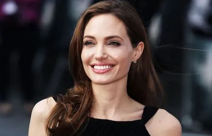 Coafuri Angelina Jolie