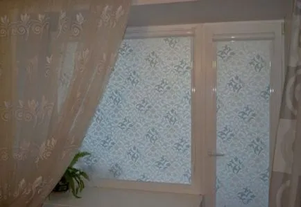 Design corectă a ferestrei la usa de la balcon în camera de zi, dormitor, bucatarie 15 fotografii