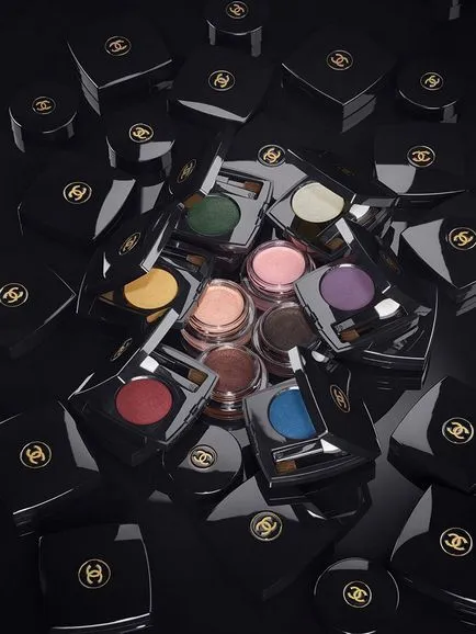 Pentru a depăși limitele posibile noua colectie de machiaj ochi de colectare a 2017 de către chanel (umbre crema ombre Première) Pentru a depăși limitele posibile noua colecție de make-up de colectare ochi 2017 de către chanel