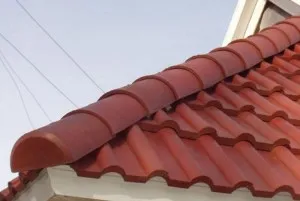 Cum să acopere acoperișul cu pâslă de acoperiș dispozitiv corect instalat corect, opțiuni, clipuri video și sfaturi (dispozitiv) Cum să acopere acoperișul cu pâslă de acoperiș dispozitiv corect instalat corect, opțiuni, clipuri video și sfaturi