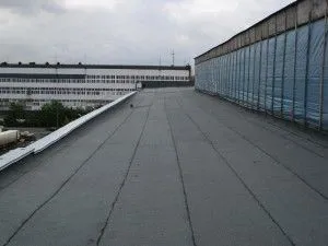 Cum să acopere acoperișul cu pâslă de acoperiș dispozitiv corect instalat corect, opțiuni, clipuri video și sfaturi (asamblare) Cum să acopere acoperișul cu pâslă de acoperiș dispozitiv corect instalat corect, opțiuni, clipuri video și sfaturi