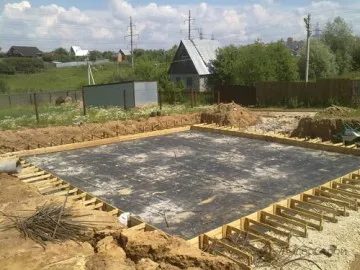 Cum de a construi o fundație pentru o casa pe cont propriu pentru a alege cea mai potrivită opțiune