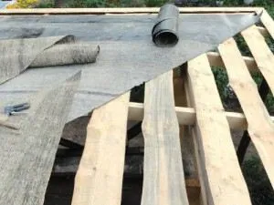 Cum să acopere acoperișul cu material pentru acoperișuri tehnologie coafurii si nuanțe - un lucru ușor