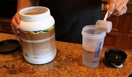 Cum se utilizează proteina, musclesfit (dreapta) Cum se utilizează proteine, musclesfit