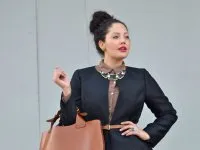 Cum de a transforma ziua în rochie de seară, Club pentru femei (imagine seara) Cum de a transforma ziua în rochie de seară, club de femei