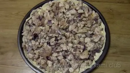 Cum de a găti un tort de foetaj cu carne de pui pe pas cu pas reteta si fotografie