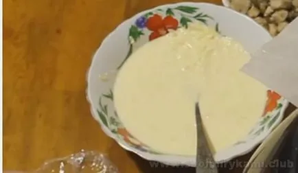 Cum de a găti o plăcintă cu carne de pui si ciuperci cu un pas cu pas reteta fotografii (ciuperci) Cum de a găti o plăcintă cu carne de pui si ciuperci cu un pas cu pas reteta fotografii