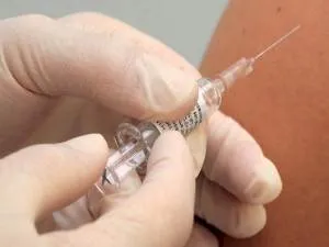 Vaccinările câini cu vârsta de graficul de vaccinare animalului peste, prețul și rasa (fotografii) Vaccinările câini cu vârsta de graficul de vaccinare animalului, prețul și rasa peste
