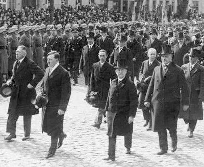 Hitler a venit la putere