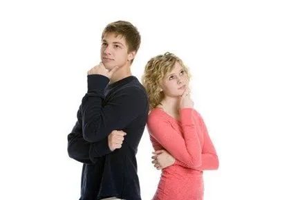 Cum de a dezvolta o relație cu o fată în depărtare, pe Internet, la școală după o lună de dating