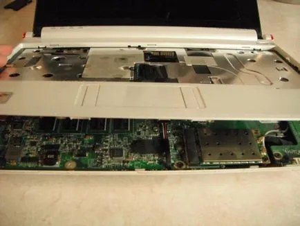 Cum să demontați și curățați praful de pe laptop acer - ghid pas cu pas