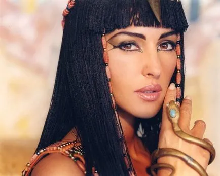 Cum de a crea un ton de piele makeup- egiptean, ochi, sprancene si buze (Egipteanul) Cum de a crea un egiptean makeup- tonusului pielii, ochilor, sprancene si buze