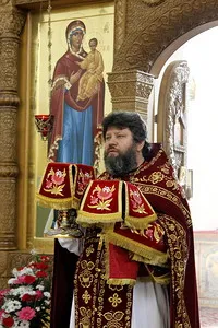 Cum de a deveni o asistentă medicală, Sfânta Treime Biserica ovo (caritate) Cum de a deveni o asistentă medicală, ovo Biserica Sfânta Treime