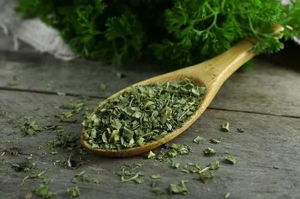 Cum să se usuce ierburi în uscătorul pentru legume (uscate) Cum să se usuce ierburi în uscător pentru legume