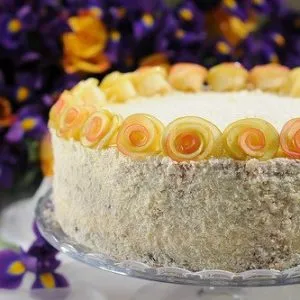 Cum de a decora un tort de fructe la domiciliu, pas cu pas fotografie