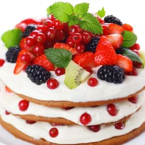Cum de a decora un tort de fructe la domiciliu, pas cu pas fotografie