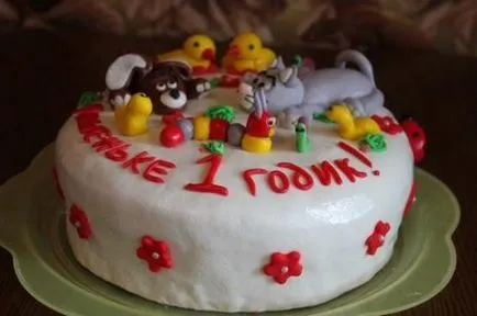 Cum de a decora tort pentru copii în gătit acasă și opțiuni de bezea si decor de mastic