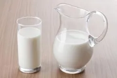 Cum de a accelera creșterea părului pe cap acasă