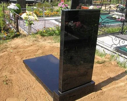 Cum de a ridica un monument pe mormânt (patru lungi de armare) Cum de a ridica un monument pe mormânt