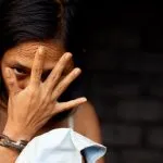 Așa cum se încadrează și intră într-o depresie ca o cauză, și să se comporte într-o astfel de stare