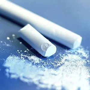 Cum se deduce pete de grăsime cu moduri de hârtie originale pentru a îndepărta petele