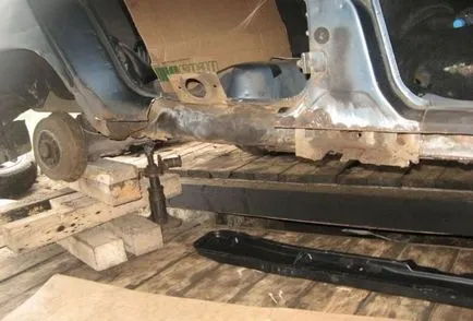 Cum să înlocuiască rapids pe VAZ 2110 cu propriile sale mâini (înlocuiți) Cum să înlocuiască praguri de pe VAZ 2110 cu propriile sale mâini