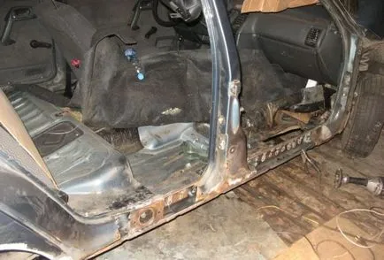 Cum să înlocuiască praguri de pe VAZ 2110 cu propriile sale mâini (praguri) Cum să înlocuiască praguri de pe VAZ 2110 cu propriile sale mâini