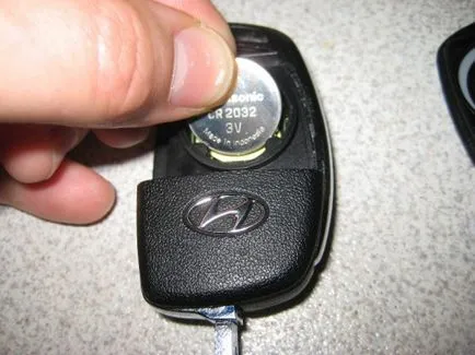 Cum înlocuiesc bateria din cheie cheie FOB hyundai