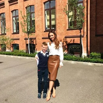 La fel ca stelele și copiii lor au sărbătorit ultimul clopot ( „Instagram“ stele care caută un răspuns) La fel ca stelele și copiii lor au sărbătorit ultimul clopot