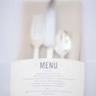 Calculul cantității de alimente din meniul de banchet, desen, momente fericite