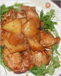 Cartofi cu carne de pui - retete (piper negru) Cartofi cu carne de pui - Retete
